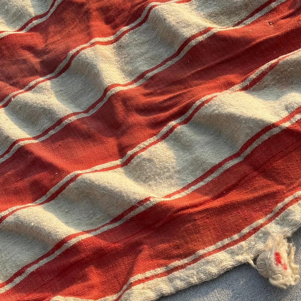 ENORME manta textil antigua de 15 pies x 5 pies de lana marroquí rayas bereberes borlas Foto 2 de 4