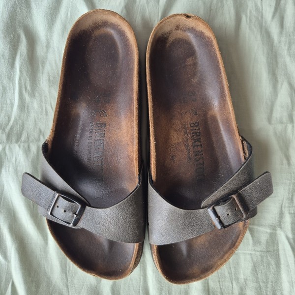 Birkenstock Madrid EU37 US6-6.5 Dark Brown Single Buckle Strap Sandal  Womans