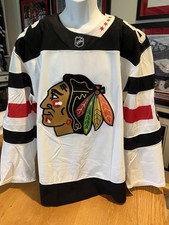 Teuvo Teravainen 2016 Stadium Series Team Issued Authentic Jersey (54)