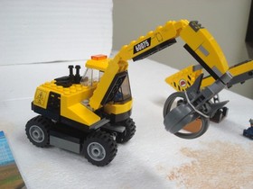 Lego City #60075 Excavator and Truck, 100% Complete, Retired, conveyor, Demo