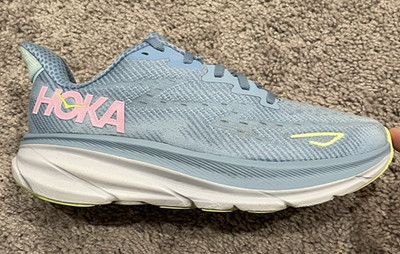 Hoka One One Clifton 9 Women's Size US 7.5B Dust Pink Twilight Running Sneakers.