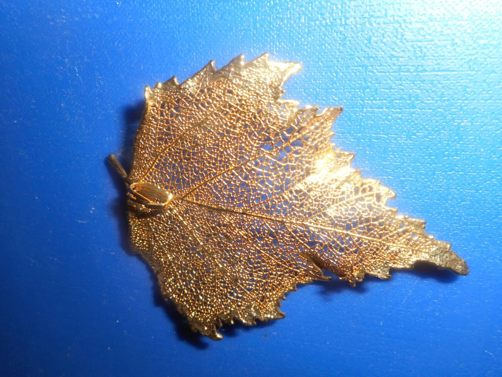 GOLD DIPPED REAL LEAF PENDANT Skeleton Gold Leaf … - image 8