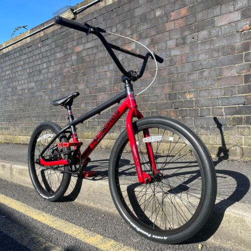 Bici GT Pro Series Heritage 24 pollici BMX Cruiser edizione corsa rossa - Foto 14 di 14