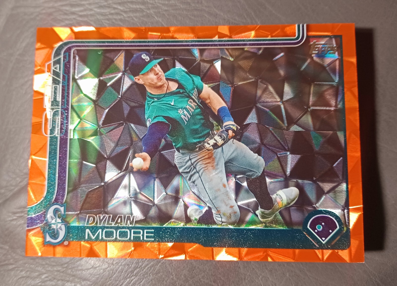 2025 TOPPS ORANGE DIAMANTE DYLAN MOORE #D/25 SSP SEATTLE MARINERS