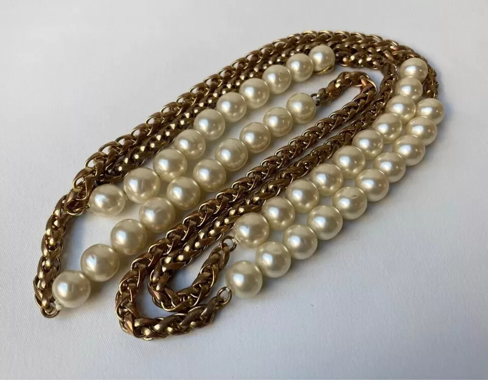 CHANEL 40P Large Pearl Double Chain Yellow Gold Long Necklace