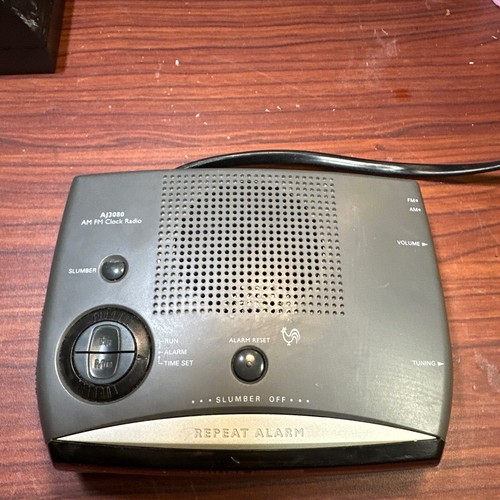 Philips Magnavox AJ3080 Reloj Despertador Radio AM/FM Usado Probado Batería bkup P22 - Imagen 2 de 3