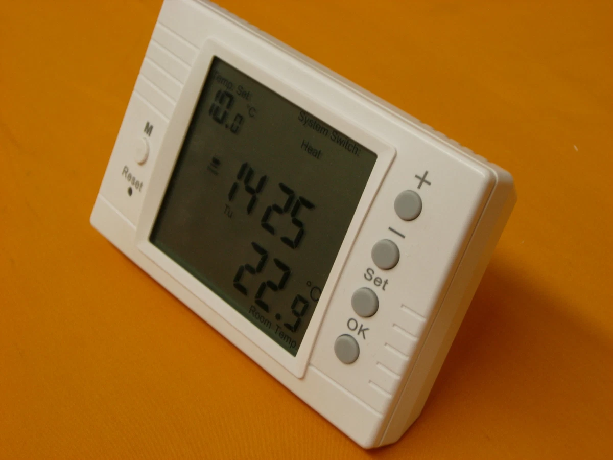 Large Screen Digital Programmable Volt Free Room Thermostat 16Amp (TH-2005)  | eBay