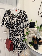 H&M Women’s Black White Floral Mini Dress S Square Neck Smocked Puff Sleeve