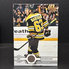 2019-20 Upper Deck Series 1 Base #14 Brad Marchand - Boston Bruins