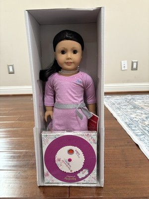 RETIRED  NEW IN BOX American Girl Truly Me Doll #25 & Activity Box