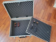 Großer Miniaturenkoffer Tabletop Storage Box für kleine und große Figuren