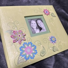 K Company 8.5 X 8.5 Sparkle Flower Scrapbook