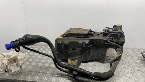 ADBLUE TANK -- Peugeot Partner (EF/EU) 1682619780 - Afbeelding 1 van 6