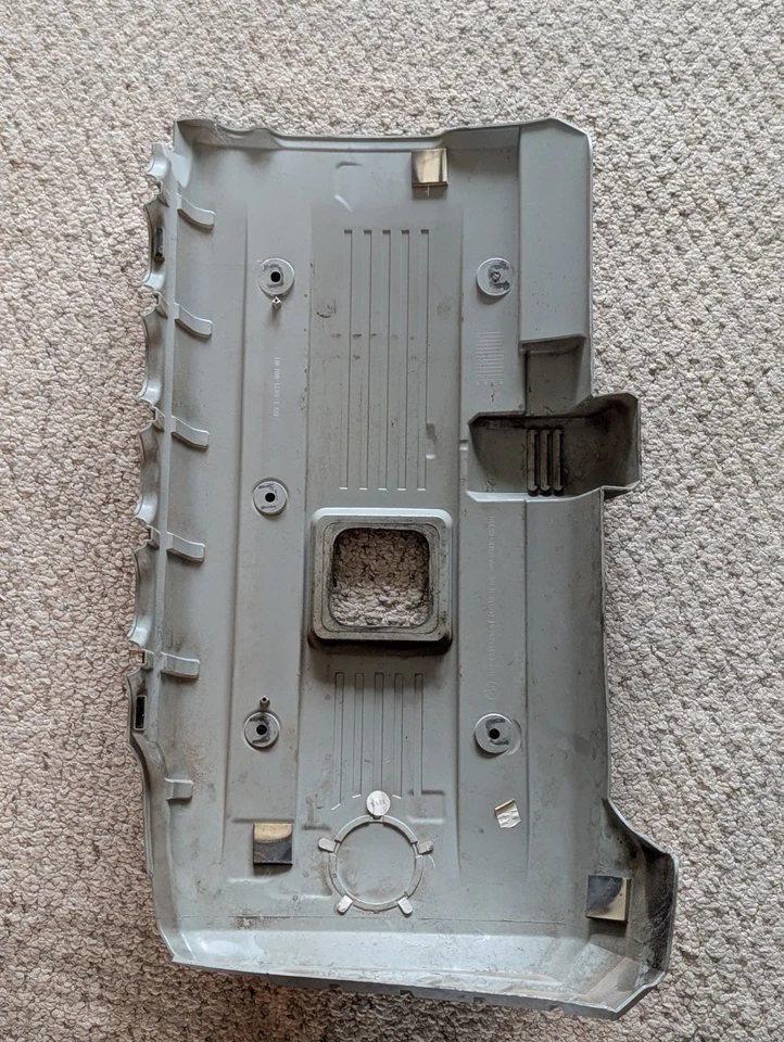 BMW 2006 cubierta de válvula moldura OEM E90 E91 325i 325Xi 330i 330Xi Foto 2 de 2