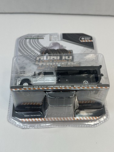 Greenlight 2018 Ram 3500 Landscaper Dump Truck 1/64 Dually Drivers Landscape - Picture 14 of 14