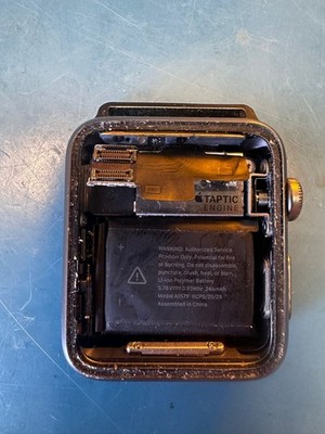 Apple Watch 42mm 7000 Series Aluminium For Parts / Repair No Screen Untested