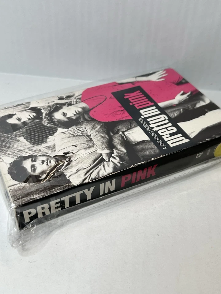 Pretty In Pink, 1986 (VHS, 1991) Molly Ringwald, Harry Dean Stanton, Jon Cryer - Image 3 of 4