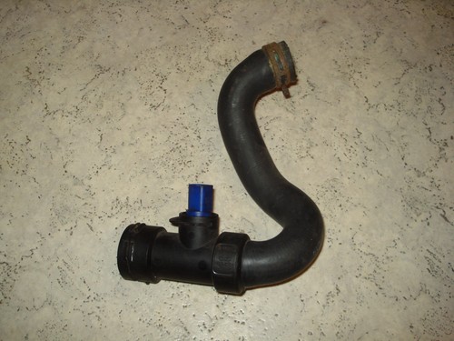 Audi A4 A6 Kühlwasserschlauch 8D0121049D Kühler Schlauch Rohr Radiator Passat VW