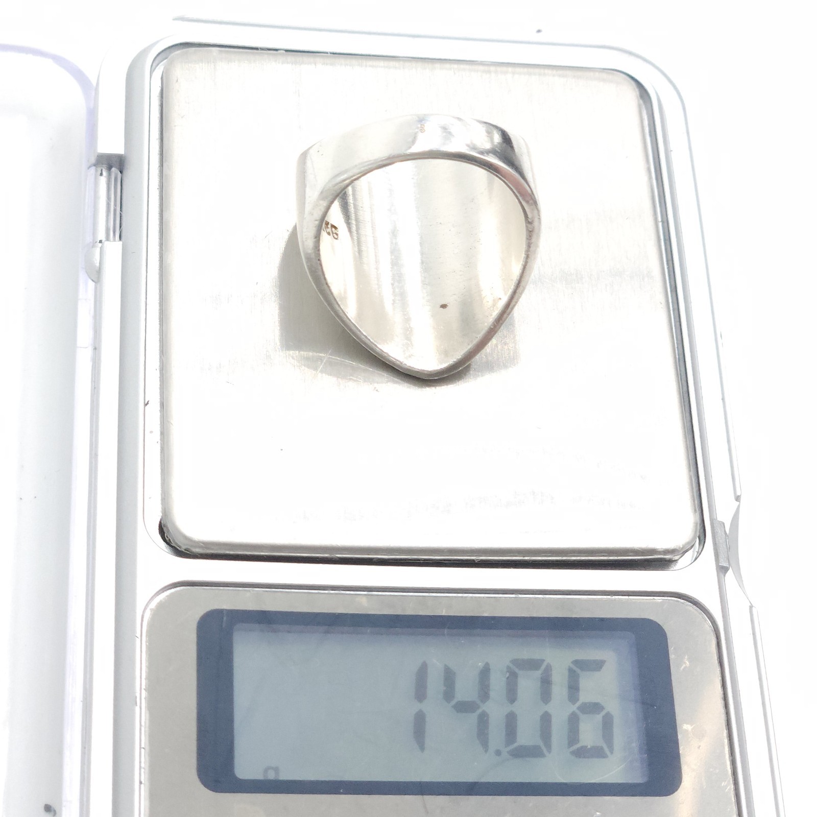 Heavy Chunky Solid Sterling Silver Ring Band - 92… - image 11