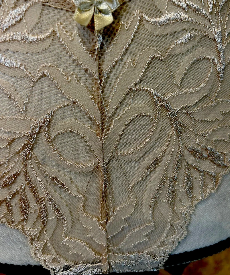 💋Donna Loren бежевый мальчик ноги бриф размер M - Изображение 2 из 4