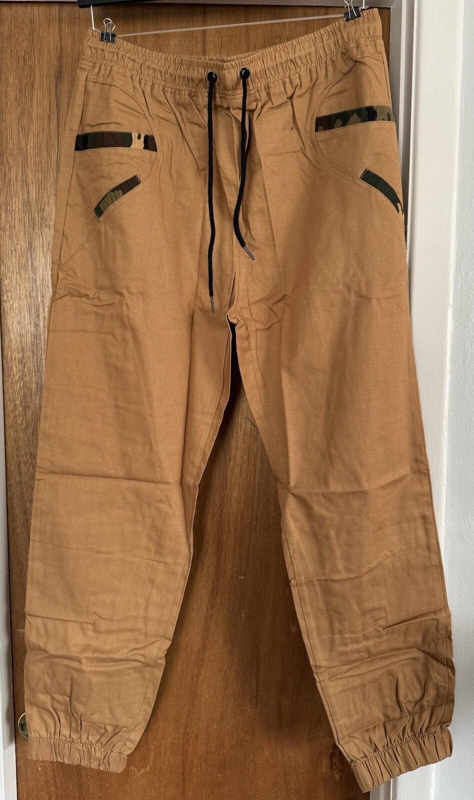 Picture 1 of 3