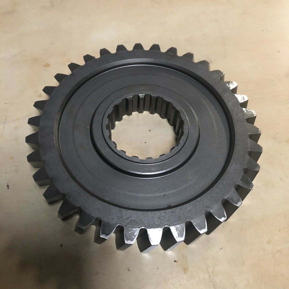 3063840 gear pilot fits hitachi ex100-3 ex120-3 ex200-3 ex200-5