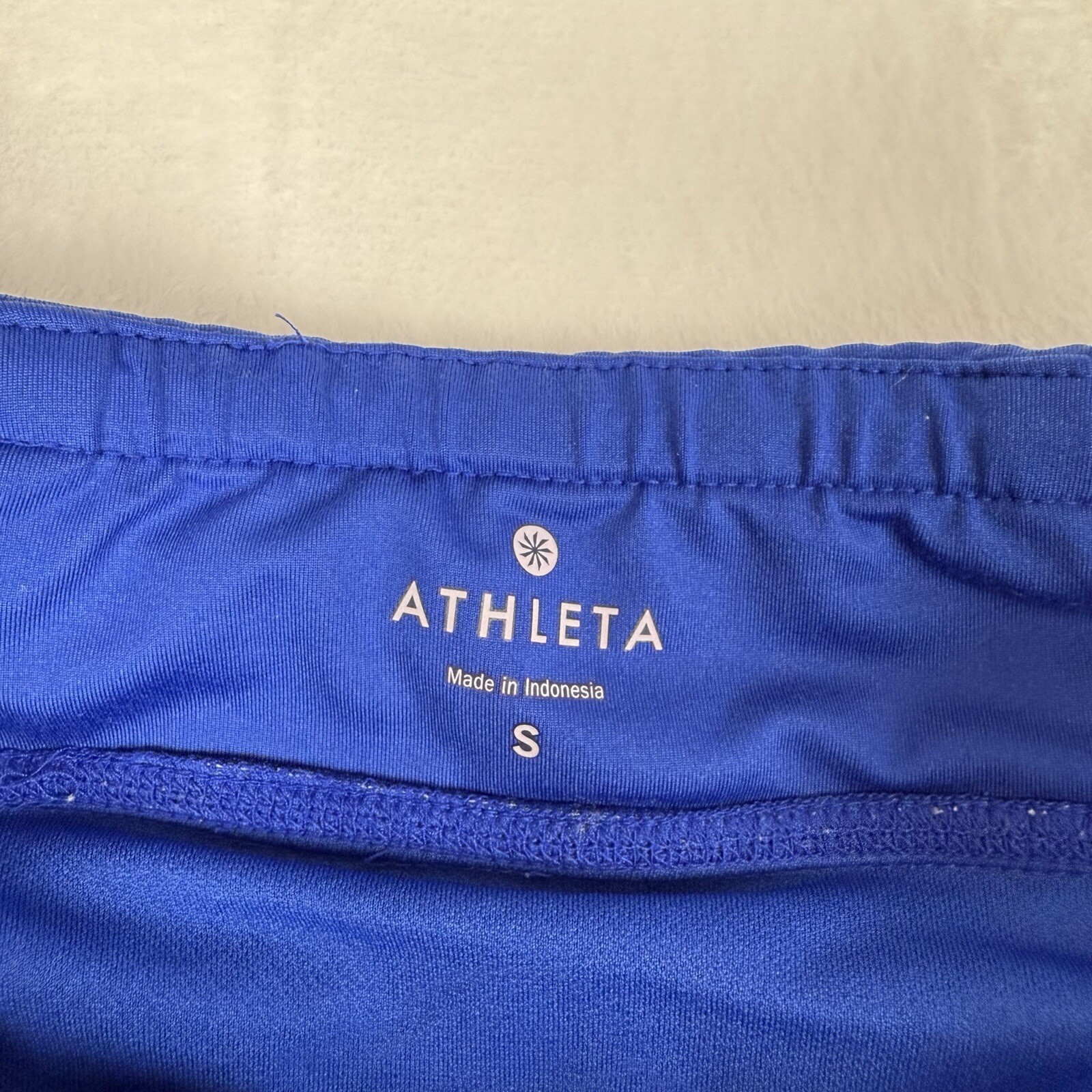Athleta Pulse Triangular Running Shorts Blue Geom… - image 7