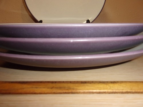 SET OF 4 NORITAKE COLORWAVE PURPLE ROUND 10-1/2" DINNER PLATES 8486 - Picture 2 of 3