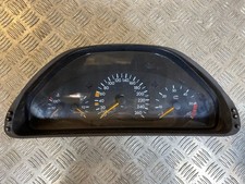 Compteur Mercedes 210