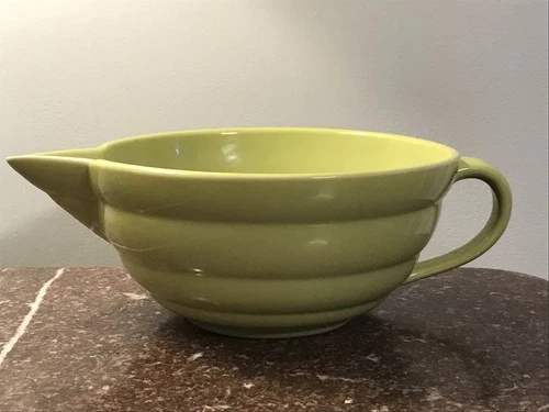 Vtg Bauer Pottery Ringware Batter Bowl W/ Spout Chartreuse Green