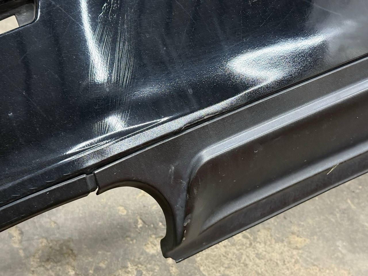 2014-2017 MASERATI GHIBLI REAR BUMPER Black USED
