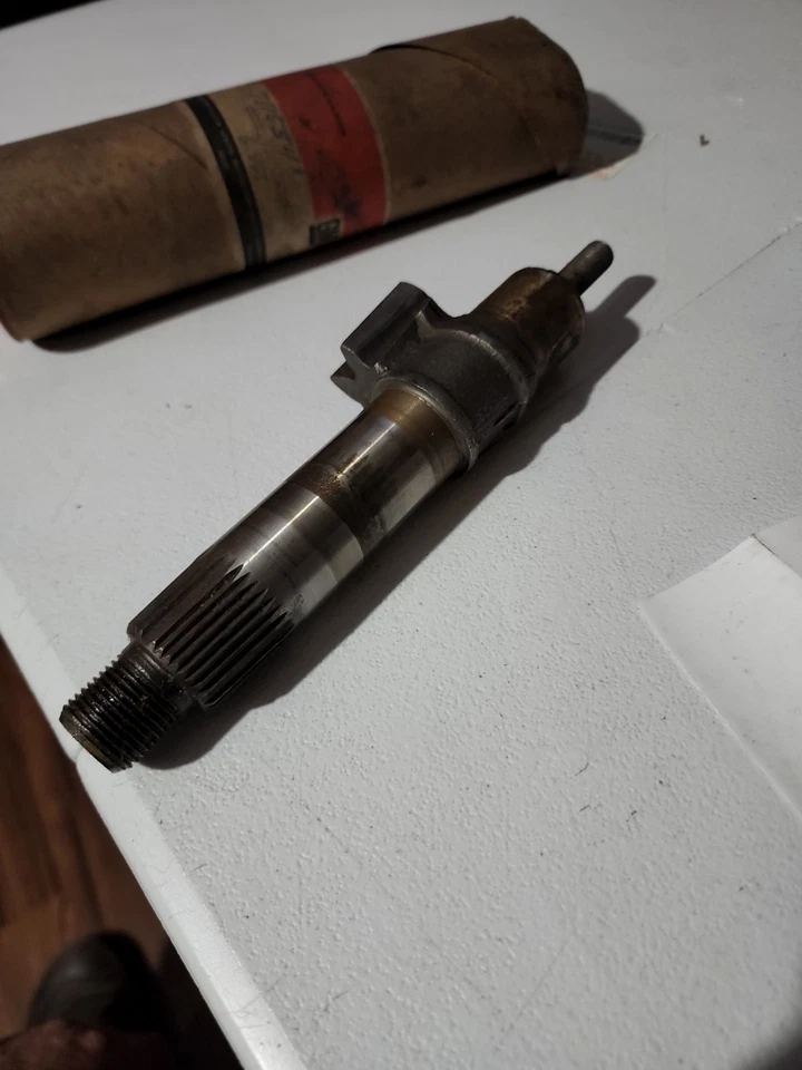 NOS 1971-74 雪佛兰 Vega 带 P.S. 转向齿轮 Pitman 轴 GM # 7815541 原始设备制造商 — 第 3/4 张图片