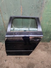 VW Passat B6 3C linke hintere Tür schwarz komplett mit Scheibe 2005