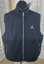 Air Jordan Essentials Black Winter FZ Vest FD8628-010 - Men’s Medium - NWT $110