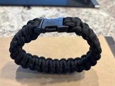 Bison Paracord Survival Bracelet: Side Release Cobra Braid : Medium 9 Inch 