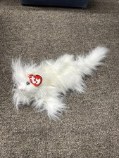 2001  TY Attic Treasure GENEVIEVE the White Fluffy Cat SKU:A