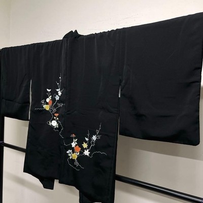 Japanischer Kimono Haori Schwarz Gold Koma Stickerei Pflaumenblüte Manju...