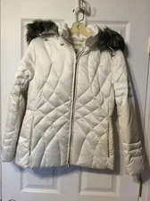 St. John's Bay Down Coat Woman's Small Petite White Removable Fur Hood Pockets