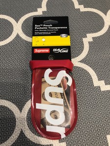 supreme see pouch