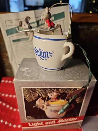 Hallmark Keepsake Ornament Magic Light And Motion Loving Spoonful 1989 Tested - Picture 1 of 6
