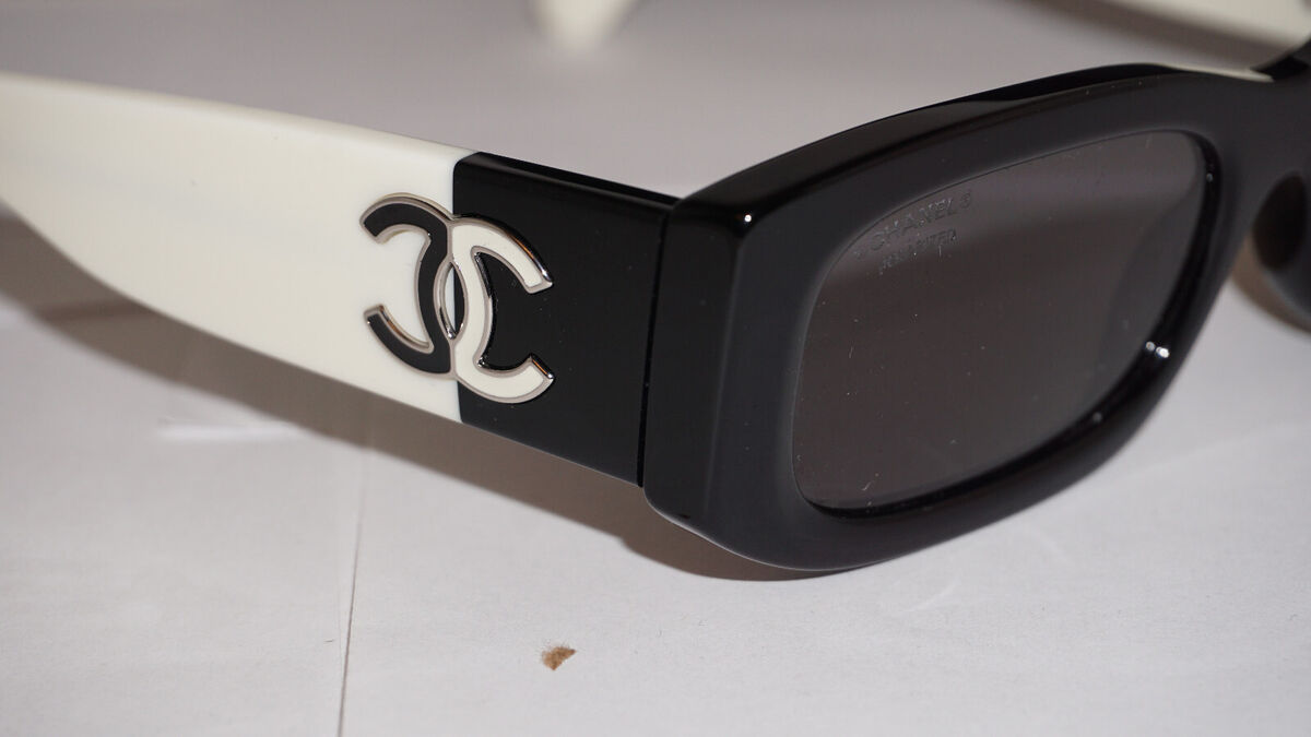 CHANEL Sunglasses New Black White Dark Grey Polarized CH5525 CHANEL Sunglasses New Black White Dark Grey Polarized CH5525