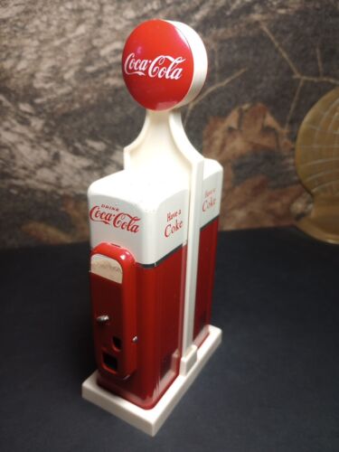 1993 Coca Cola Salt and Pepper Shakers Gas Station Vending Machine Vintage