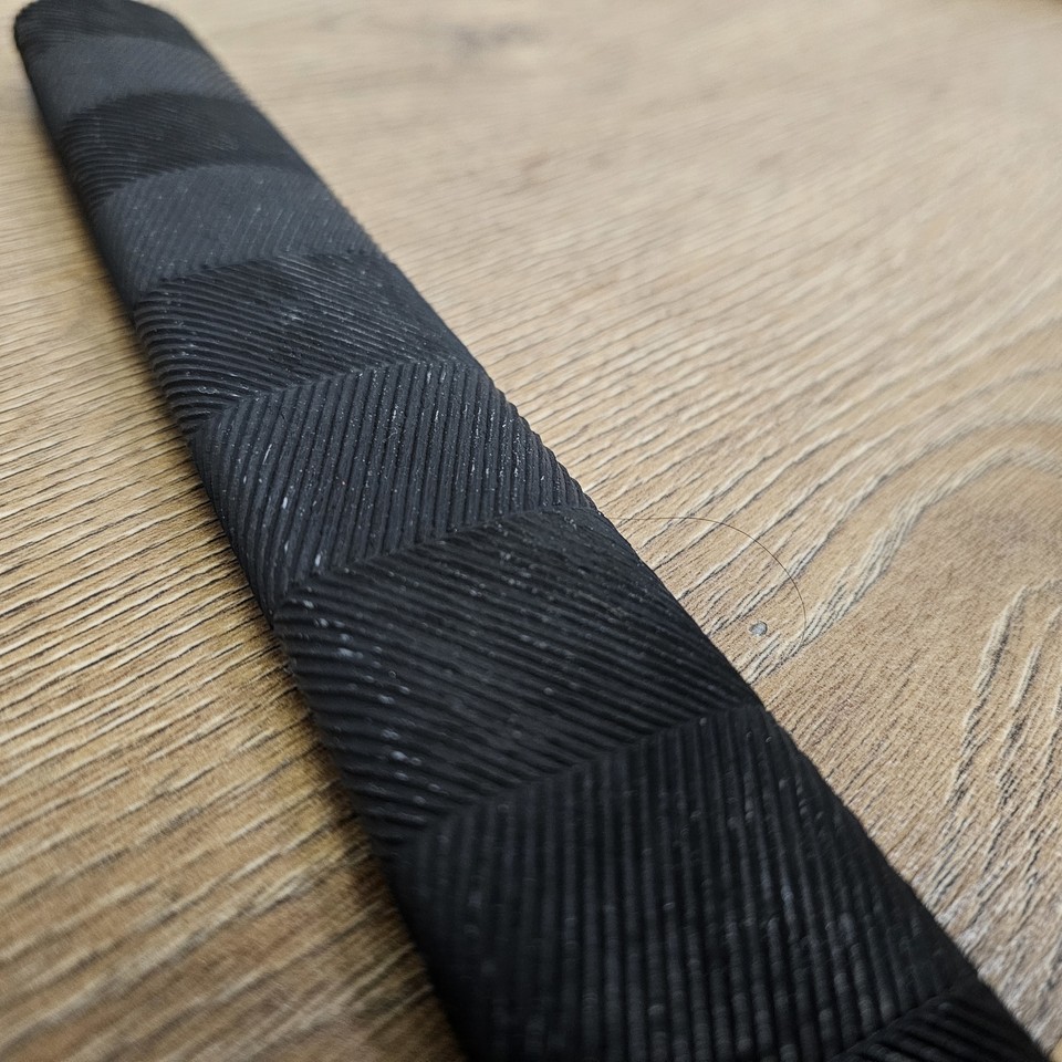 GrayNicolls Chevron Cricket Bat Grip / Grips Pack of 2 Black White