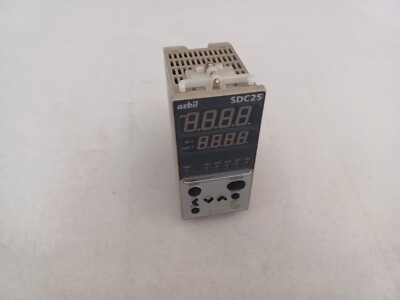 azbil  /  Yamatake  Temperaturregler  SDC25  C25TC0UD4100