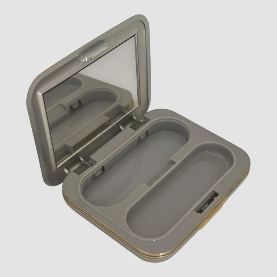 MARY KAY Signature Color Compact 2502 Unfilled with 6 Signature Eye Colors Boxed - Image 2 of 4