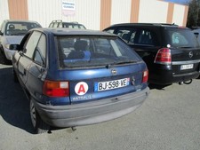 Retroviseur droit (ou coque) Opel ASTRA