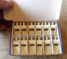 VTG 12 Acme Thunder White Plastic Whistles #660 NOS Coach Referee England 1 Doz