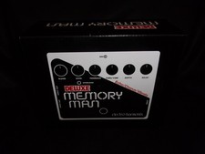 Electro-Harmonix Deluxe Memory Man XO Analog Delay Pedale per chitarra effetti NUOVO