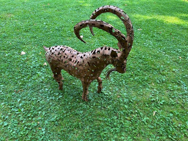 Steinbock Rostoptik Figur H:96 Cm B:22 Cm L:91 Cm Gartenfiguren Gartendekoration-image
