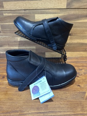 Easy B Stiefeletten Barton Schwarz Leder Damen Gr. UK 7 6V Originalverpackt Neu